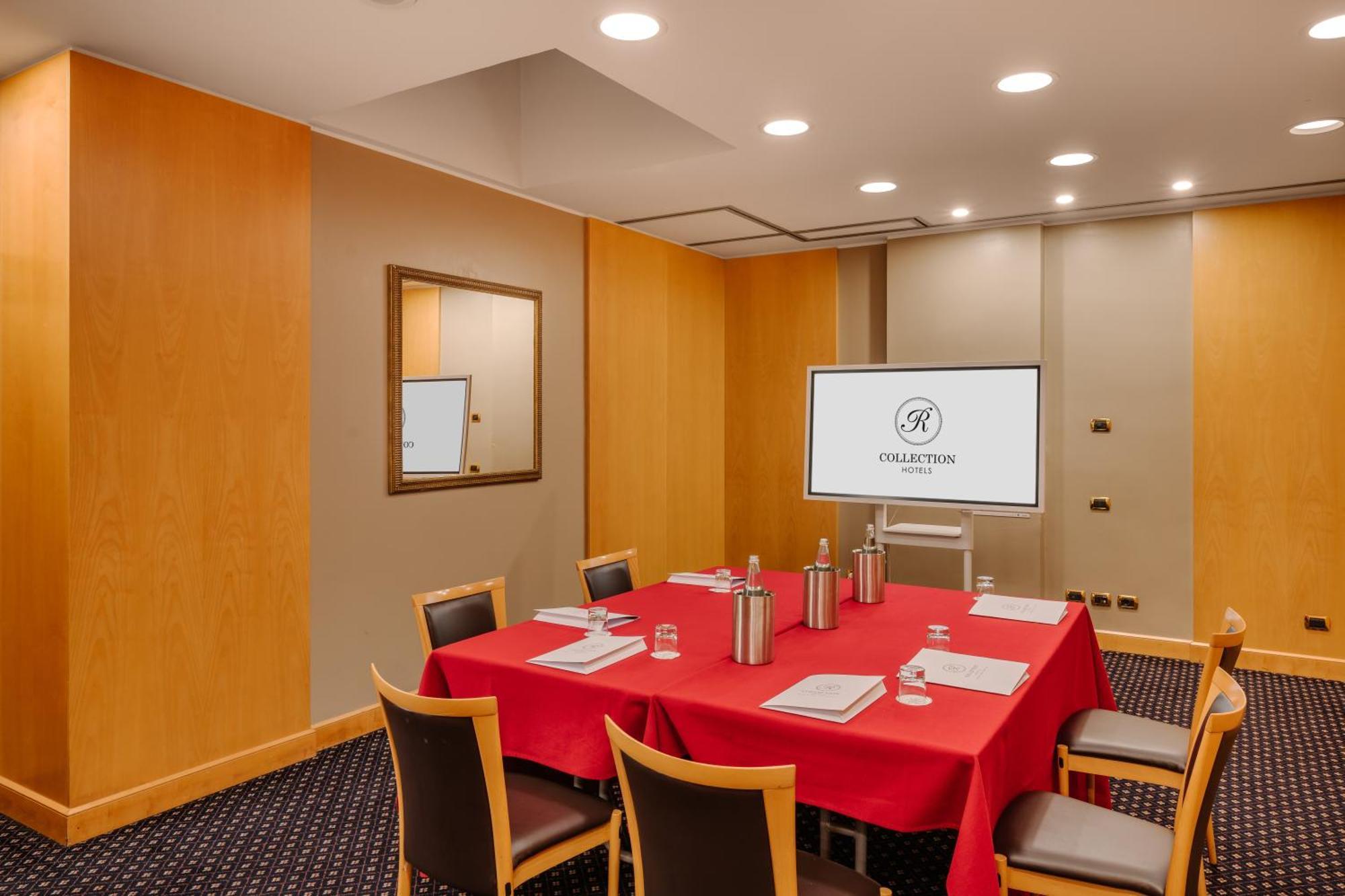 City Life Hotel Poliziano, By R Collection Hotels — Photos 1